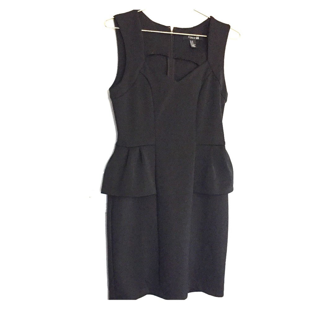🛍Forever 21 | Sleeveless Peplum Dress Black LBD